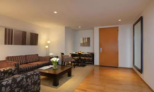 هتل لبوا ات استیت تاور بانکوک هتل لبوا ات استیت تاور بانکوک